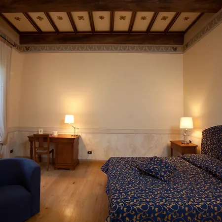 Castello Di Baccaresca *