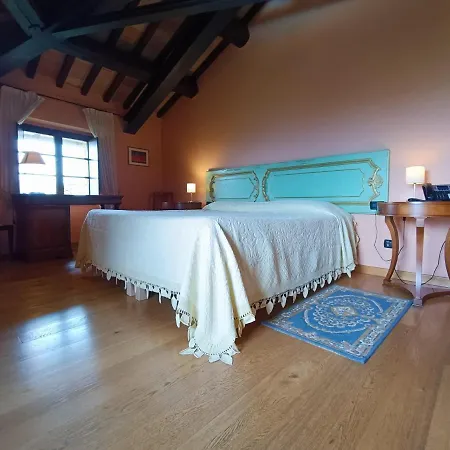 Agroturismo Castello Di Baccaresca Branca