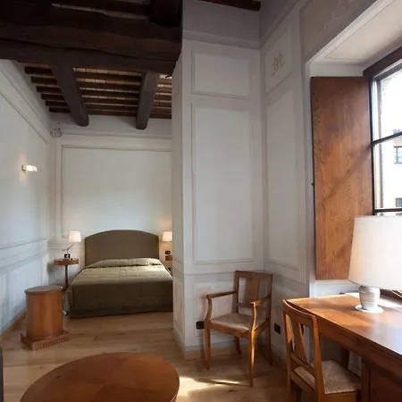 Castello Di Baccaresca *