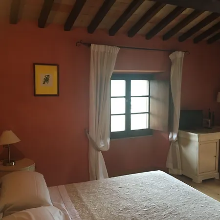 Castello Di Baccaresca Фермерский дом