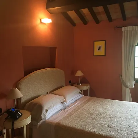 Castello Di Baccaresca *