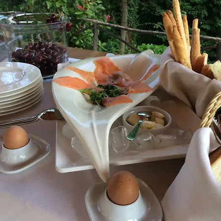 Agroturismo Castello Di Baccaresca Branca