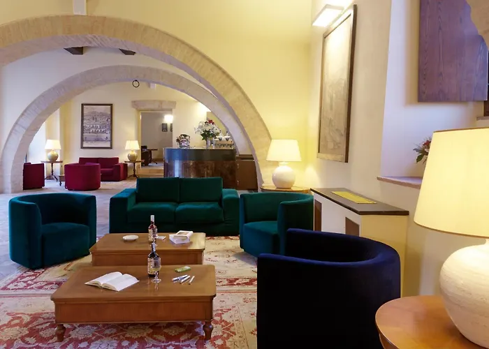 Фермерский дом Castello Di Baccaresca Branca