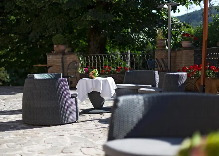 Castello Di Baccaresca Alloggio per agriturismo Branca