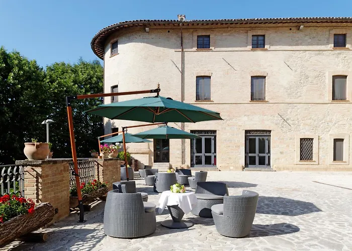 Castello Di Baccaresca