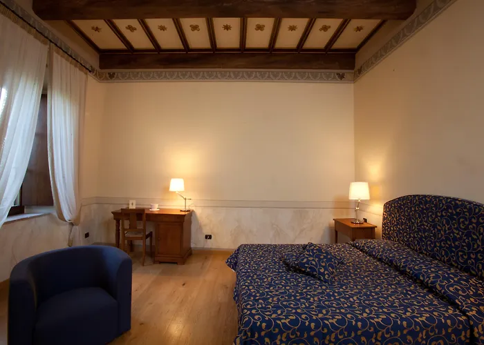 Castello Di Baccaresca *