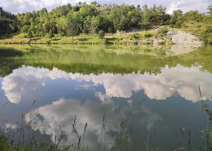 Castello Di Baccaresca Alloggio per agriturismo *
