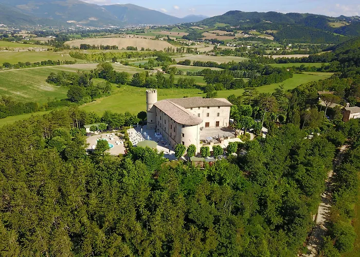 Alloggio per agriturismo Castello Di Baccaresca *