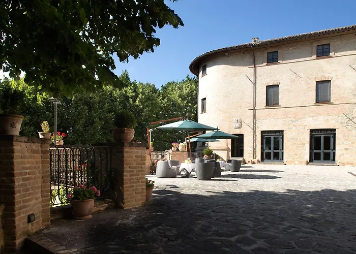 Castello Di Baccaresca Alloggio per agriturismo *